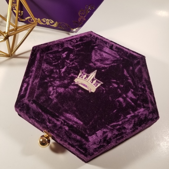 ποΈJeffree Star, Blood Lust Palette π - Picture 7 of 8